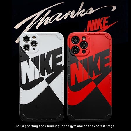 nike iphone 15 薄型スマホケース