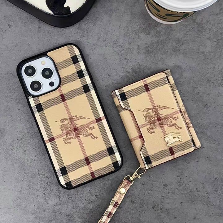 gucci iphone15ケース画面保護