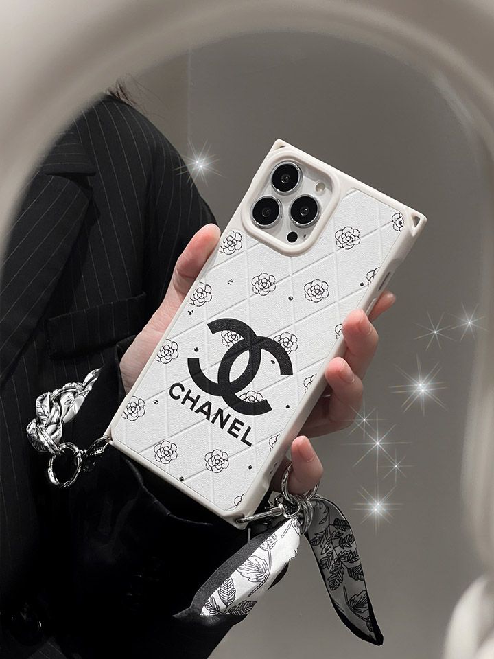 シャネルスマホケースiphone15 斜 めがけ，CHANEL iphone15 ケースチェーン付き